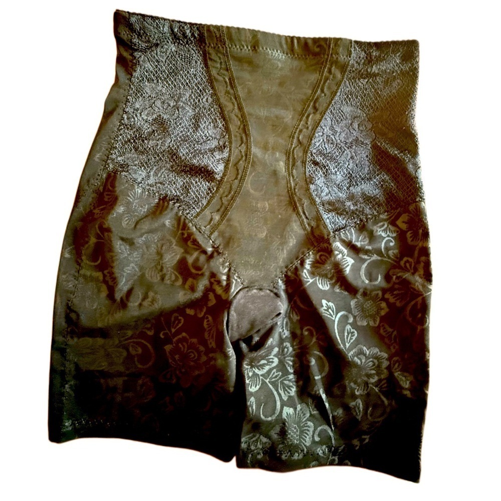 Underwater Size XL Shaper Mid-thigh Black